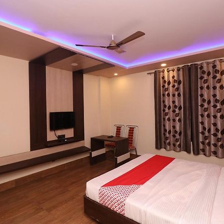 Oyo 33387 Laxmi Lawn And Resort Suite Lucknow Exterior foto